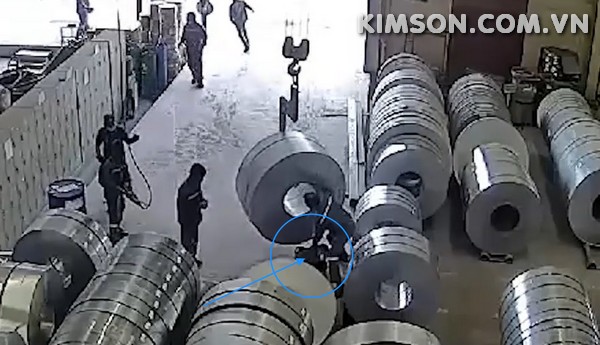 Video tai nạn cuộn thép nhà máy Mason 2012